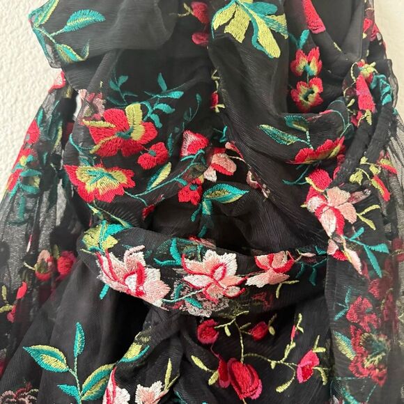 Tularosa Revolve Black Floral Embroidered Cali Mini Dress size Small - Picture 13 of 15